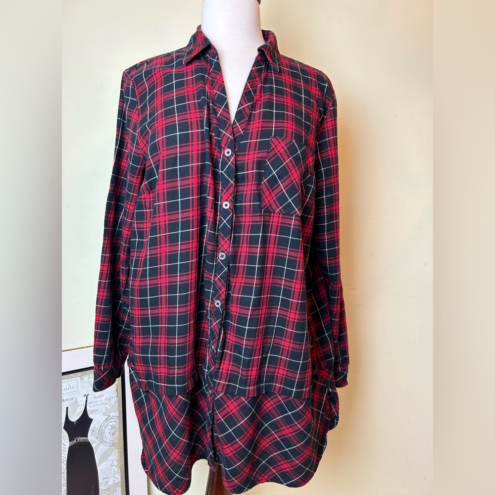 J Jill Tunic Blouse Size L Plaid Long Sleeves 100% Cotton Red Black